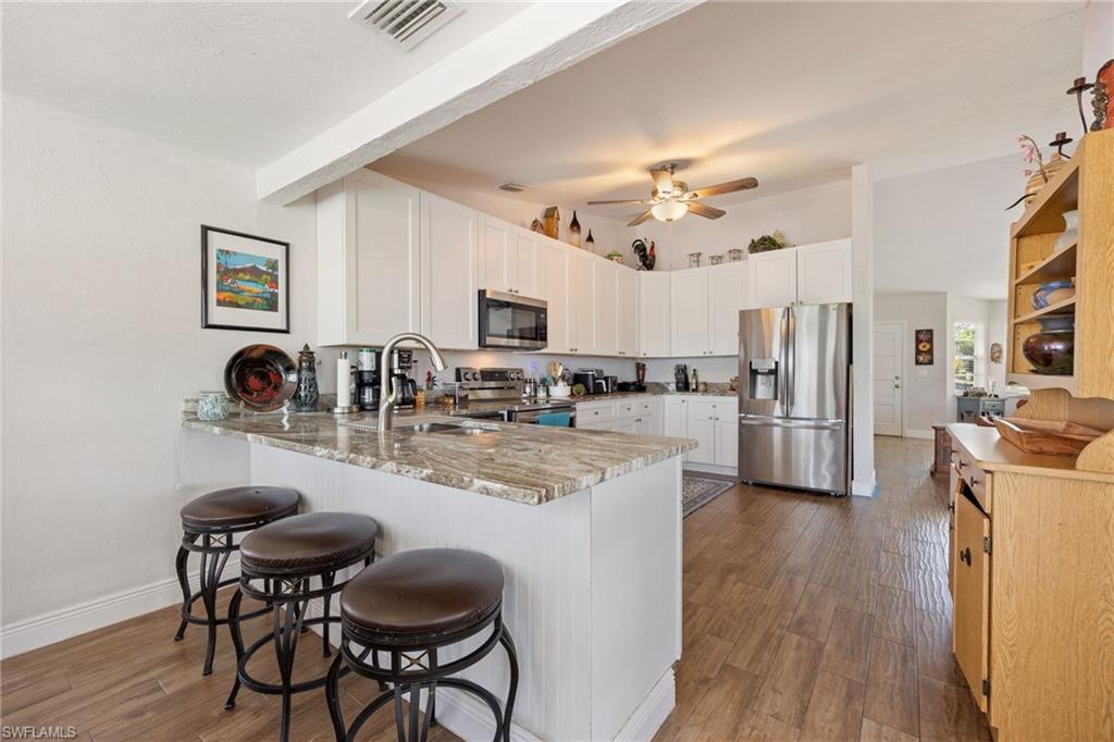 Sitting breakfast bar