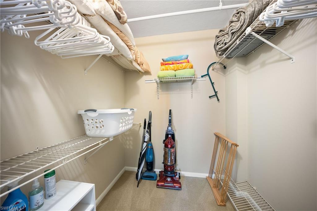 320 Seaview CT 2009 photo 24