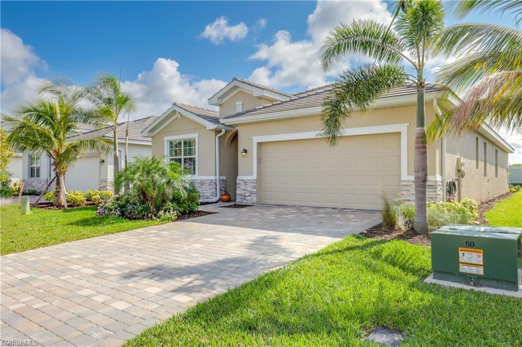 4392 Lemongrass DR