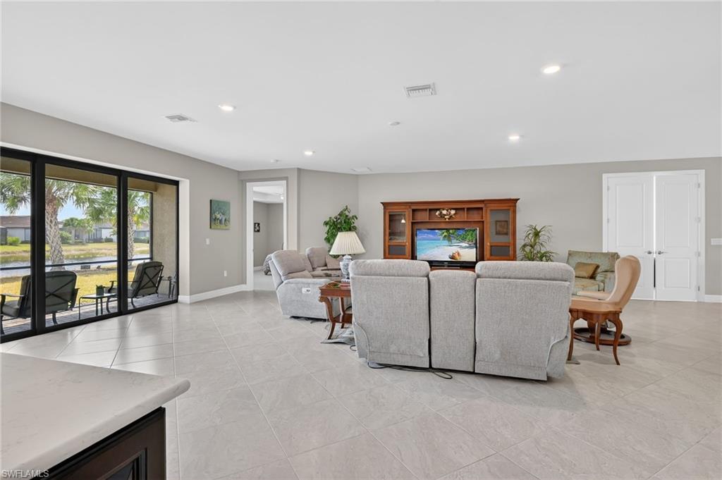 11279 Thurston Chase photo 9