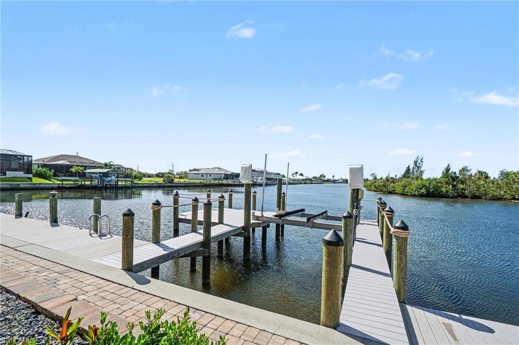4214 Gulfstream PKWY photo 38