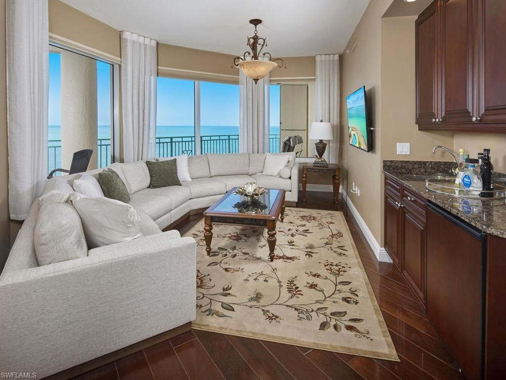 970 Cape Marco DR 806 photo 20