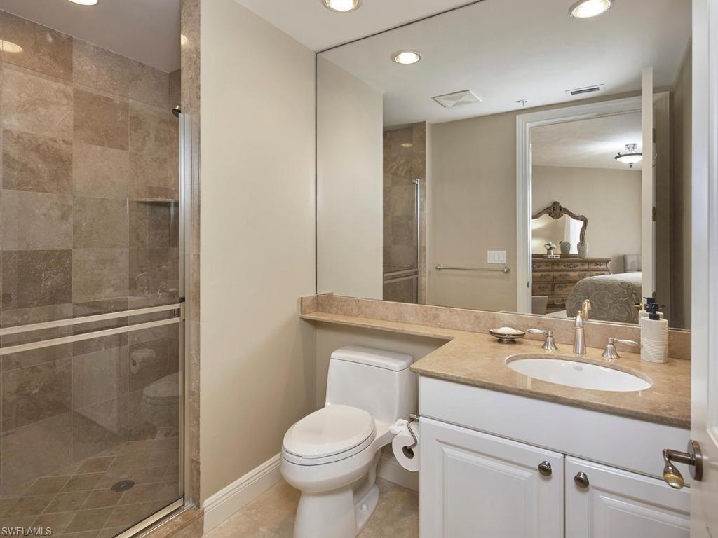 970 Cape Marco DR 806 photo 19