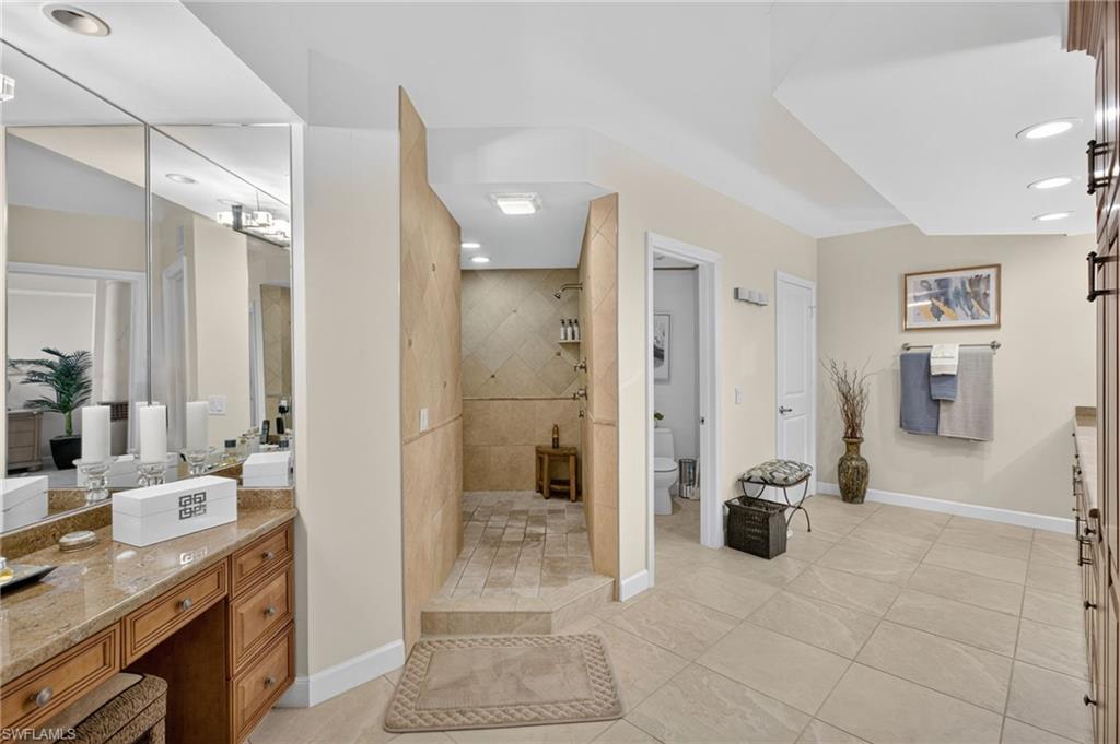 4041 Gulf Shore BLVD N 1807 photo 22