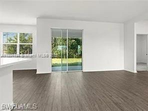 209 SE 26th TER photo 13