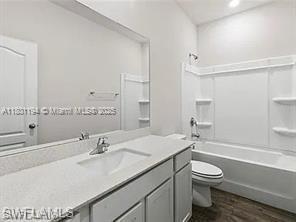 209 SE 26th TER photo 10