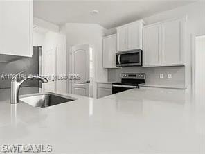 209 SE 26th TER photo 21