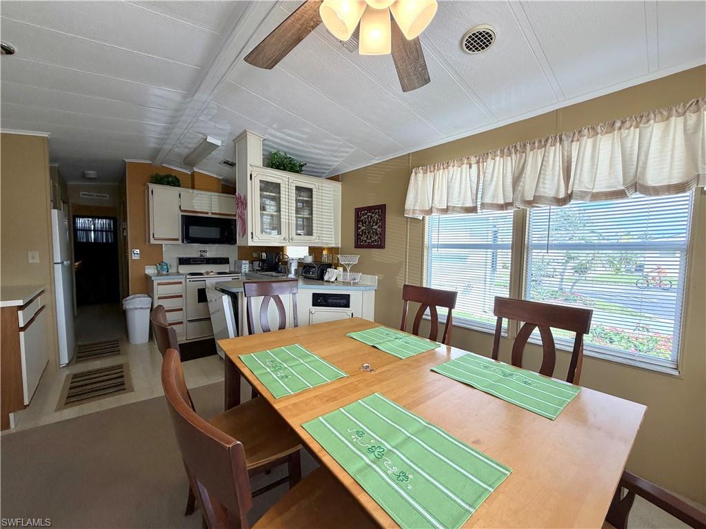 4710 Pilgrims WAY W photo 7
