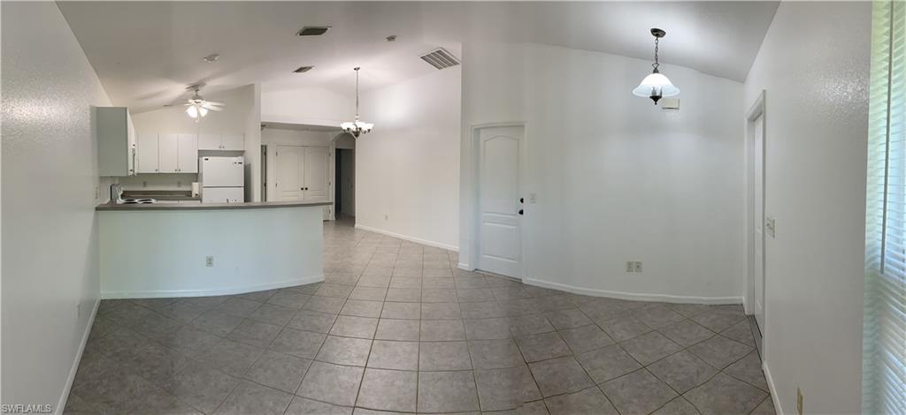 1242 SE 24th AVE photo 12