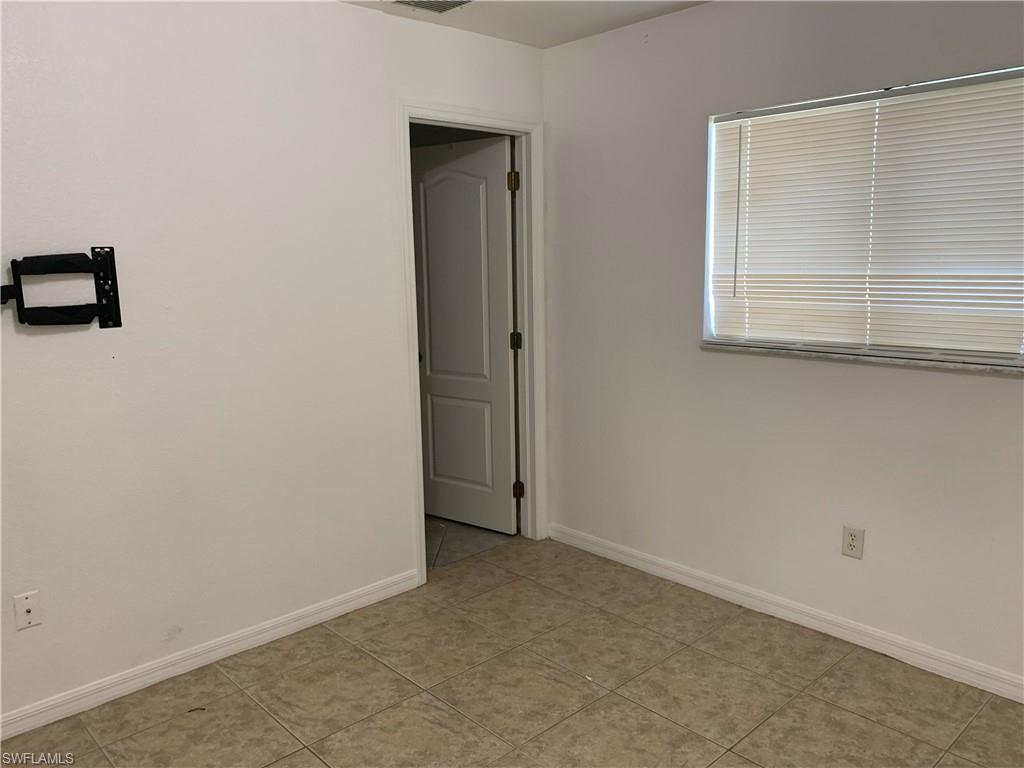 1242 SE 24th AVE photo 22