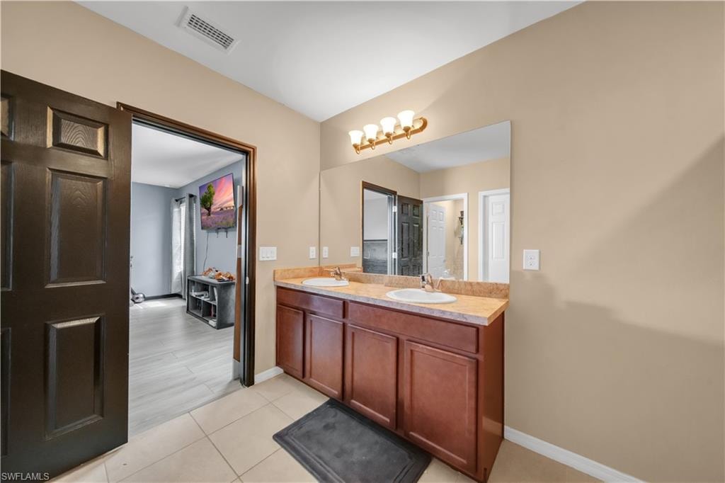 10549 Canal Brook LN photo 25