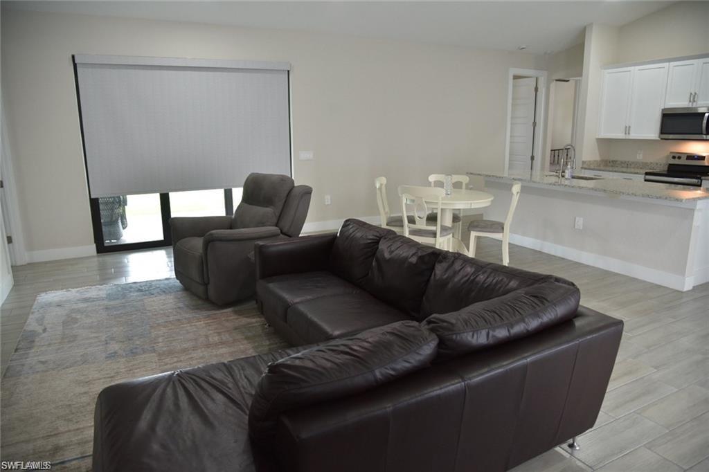 4666 Villa Capri LN photo 23