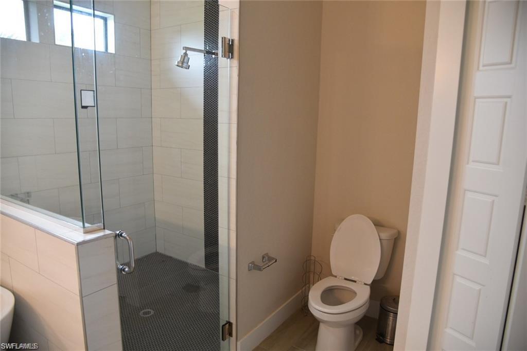 4666 Villa Capri LN photo 13