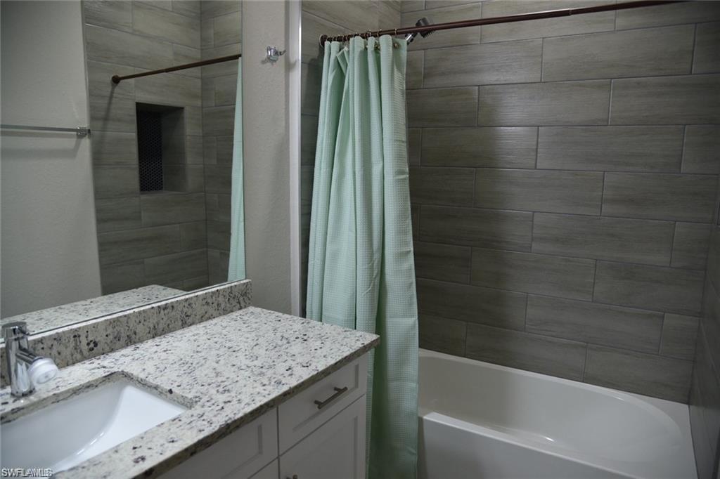 4666 Villa Capri LN photo 21