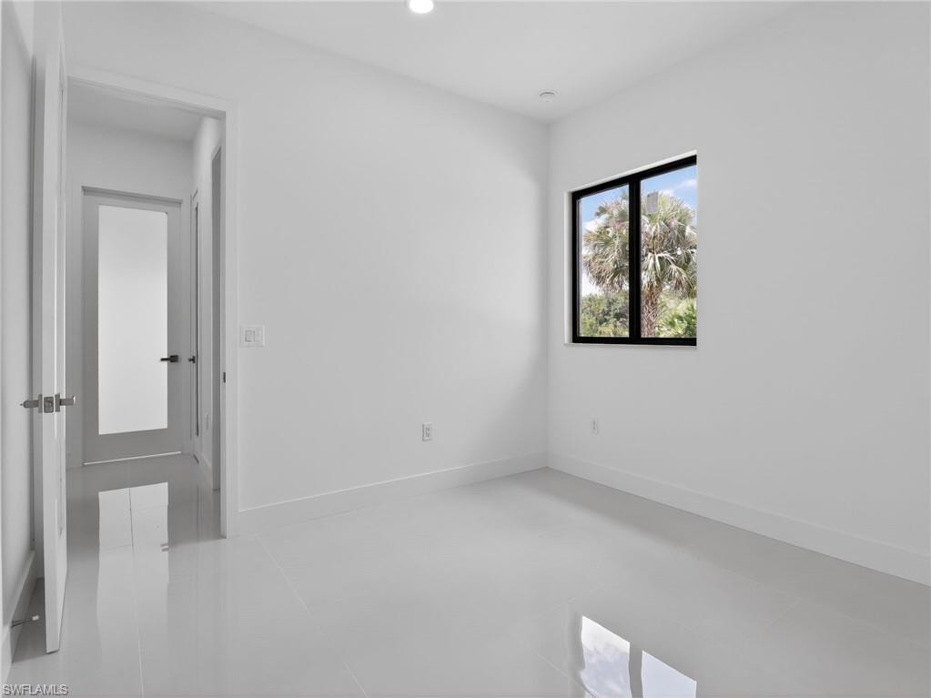 2009 Dixie WAY photo 30