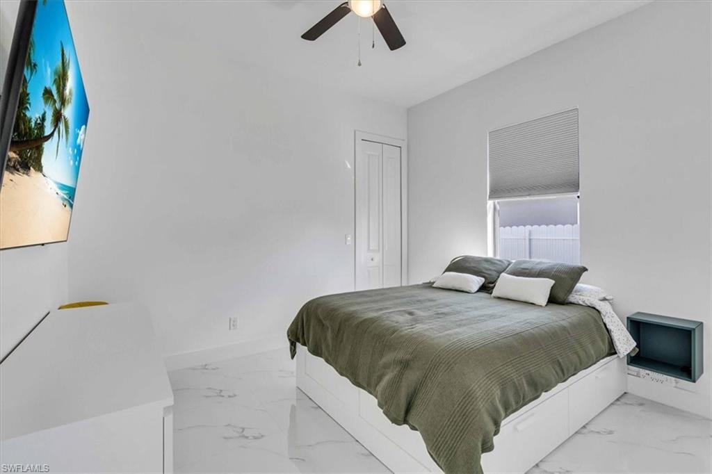116 SE 5th PL photo 27