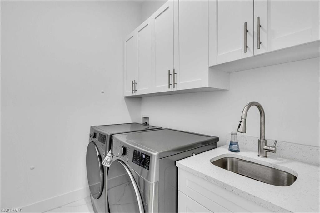 116 SE 5th PL photo 30