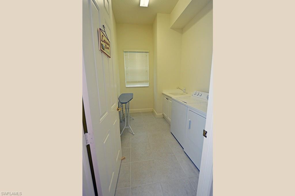 9267 MUSEO CT 204 photo 22