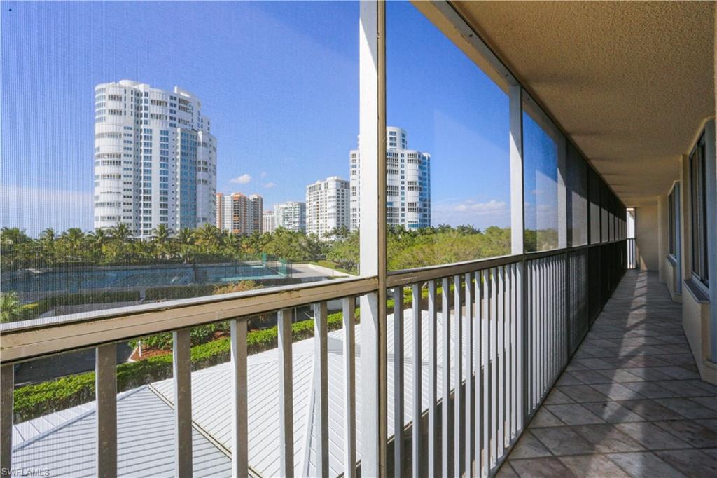 4041 Gulf Shore BLVD N 305 photo 27