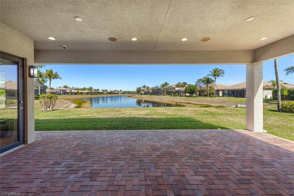 3168 Pacific DR photo 32