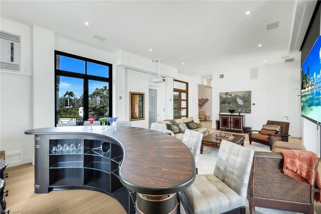 103 Saint Lucia LN photo 10