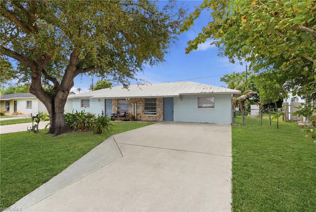 1195 Alhambra CIR photo 16