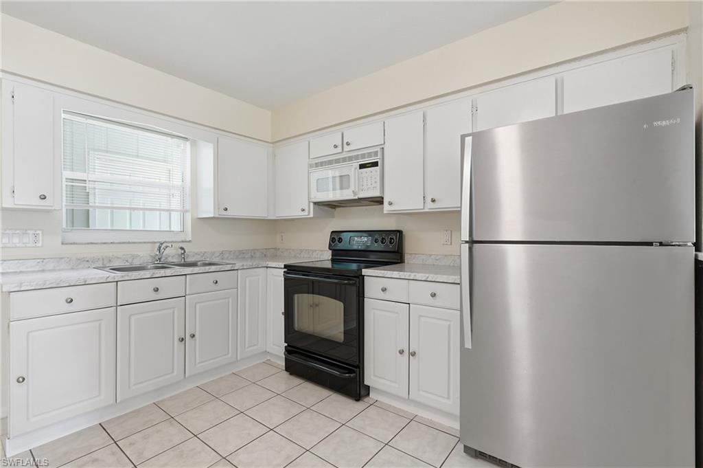 1195 Alhambra CIR photo 11