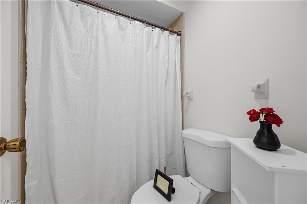 4472 30th PL SW photo 22