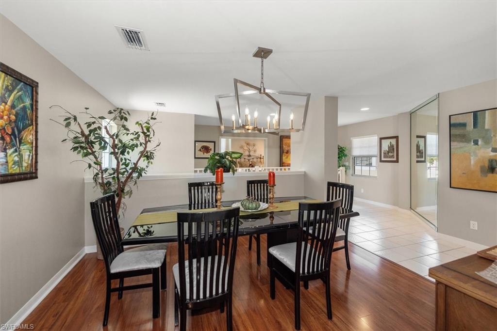 Large Dining Room to accommodate entertaining