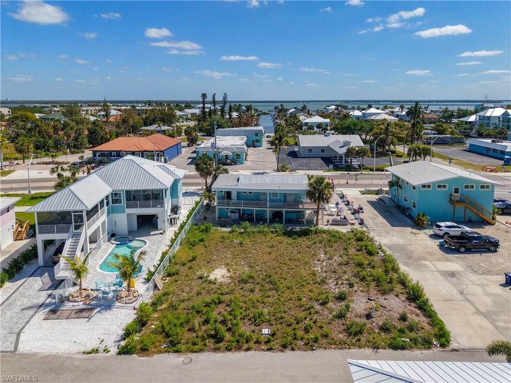 6081 Shelby LN photo 18