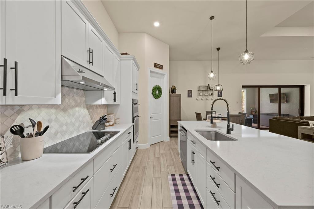 20988 Corkscrew Shores BLVD photo 14