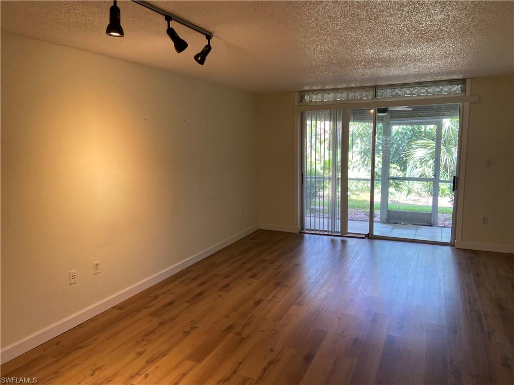 180 Turtle Lake CT 102 photo 10