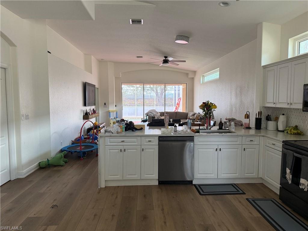 8723 Ibis Cove CIR photo 32