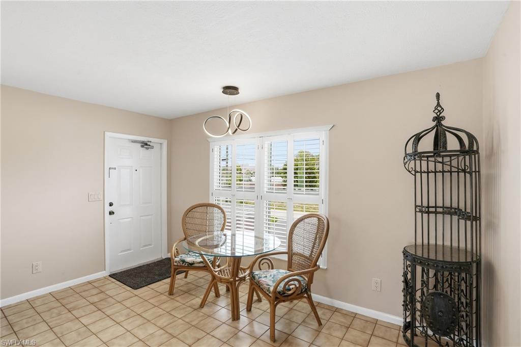 1333 SE 40th TER 2A photo 6