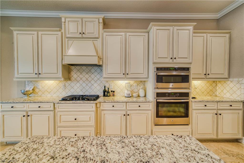 9902 Corso Bello DR photo 15