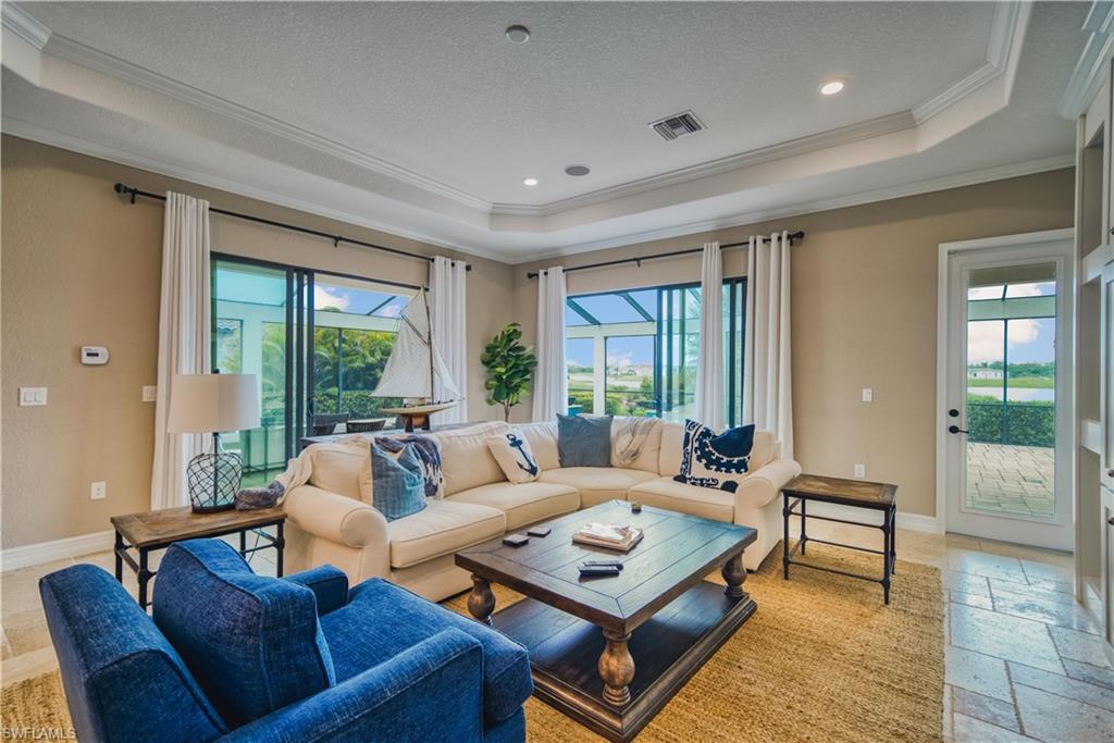 9902 Corso Bello DR photo 11