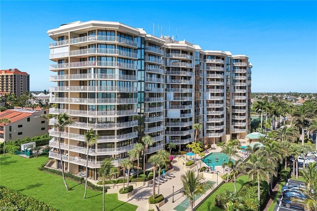 520 Collier BLVD 504 photo 26