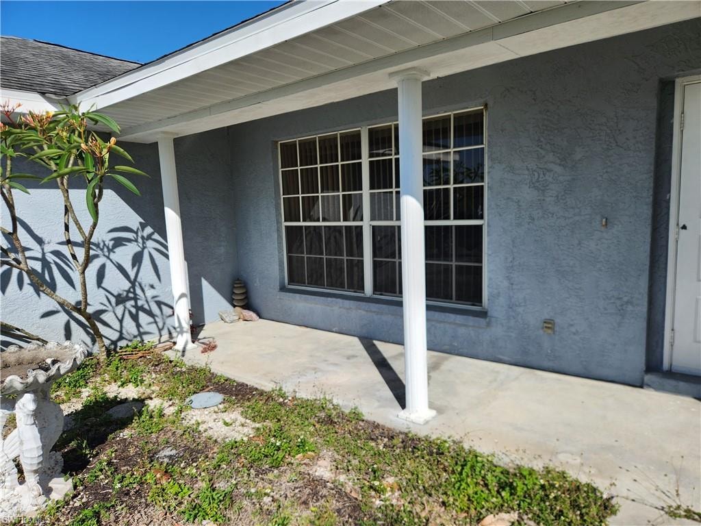132 Dania CIR