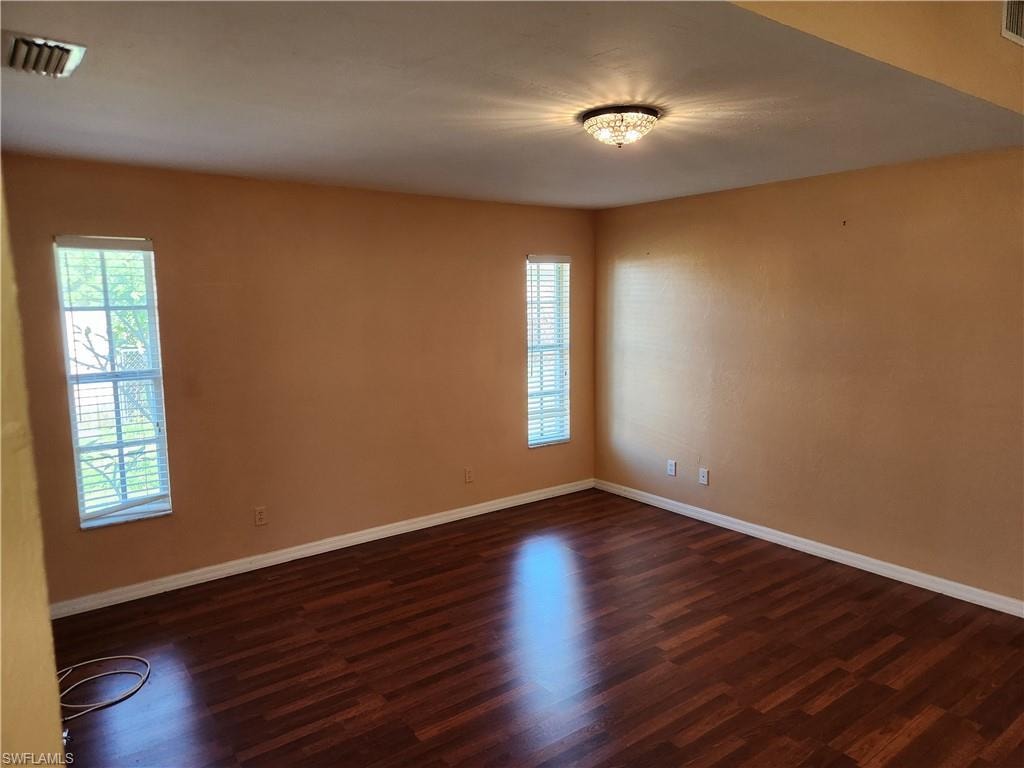132 Dania CIR photo 8