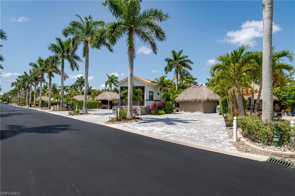 13617 Snapper LN