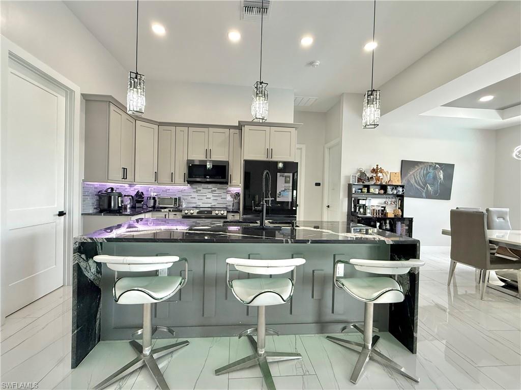 2618 NW 8th TER photo 8