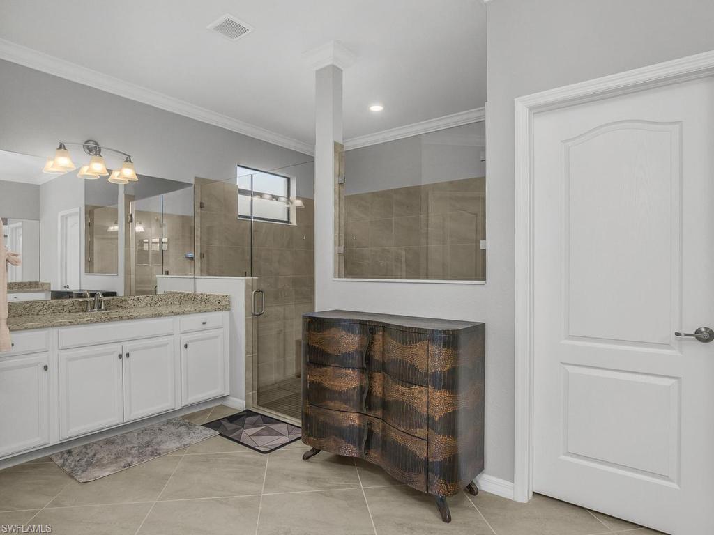 17575 Kinzie LN photo 16