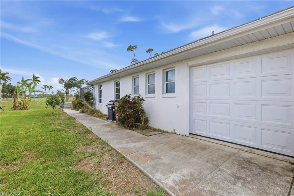 1022 SW 18th TER photo 28