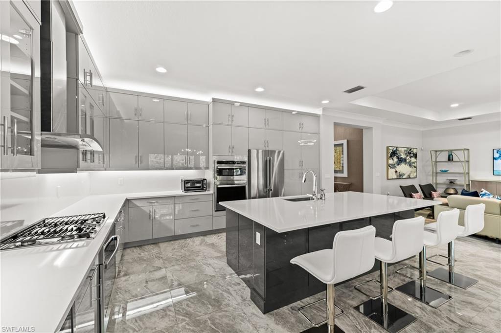 So much cabinet space!