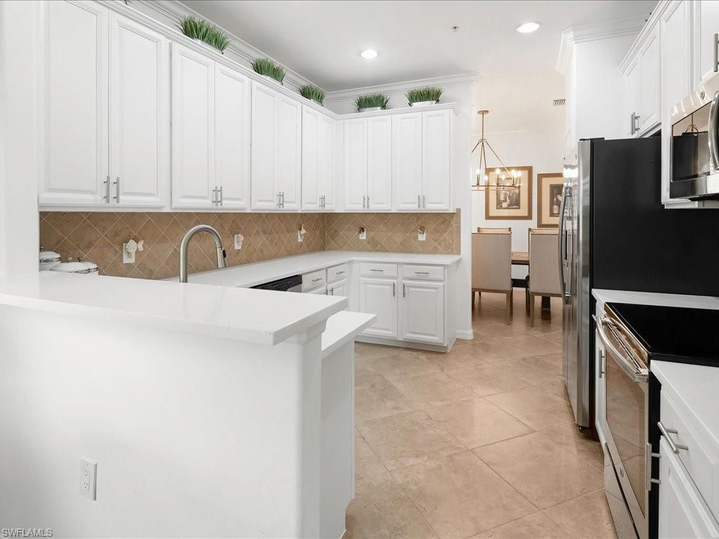9476 Napoli LN 202 photo 8