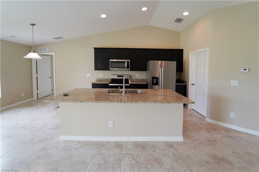 2800 NW 25th TER