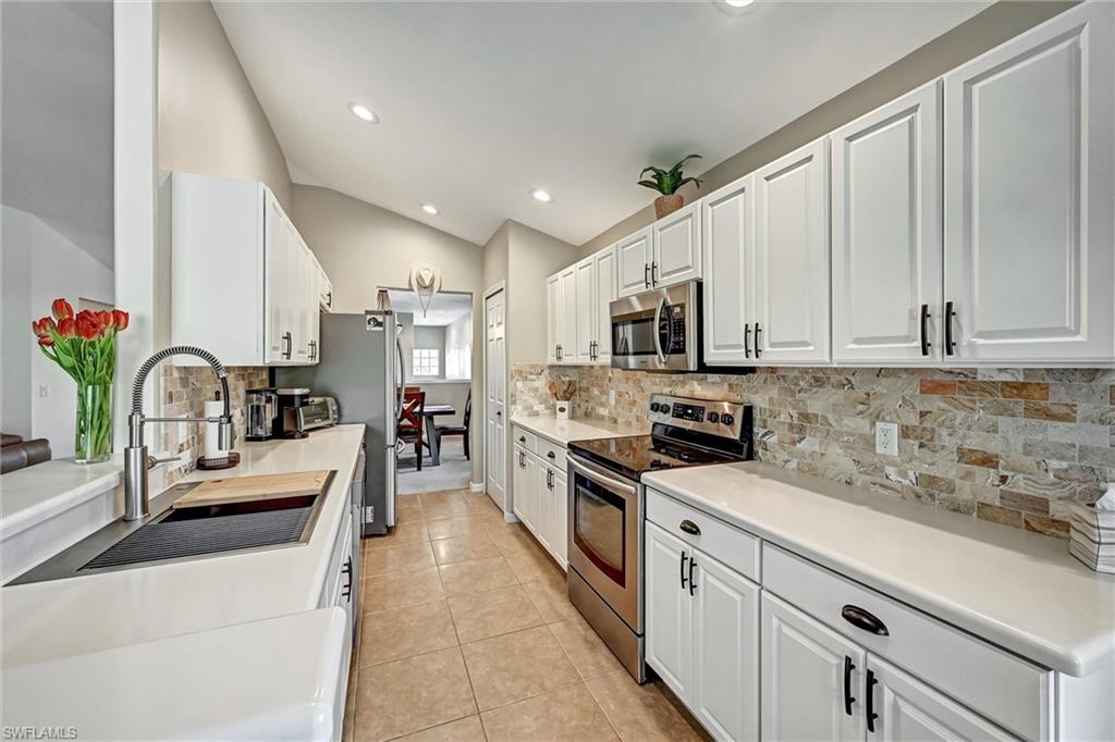 11019 Mill Creek WAY 908 photo 12