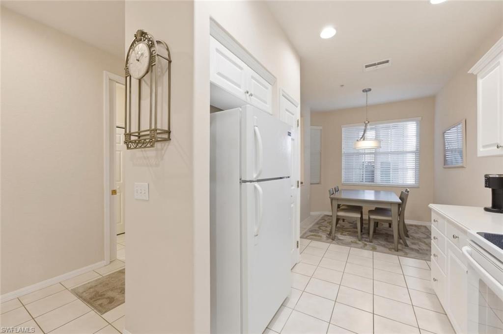 4873 Hampshire CT 104