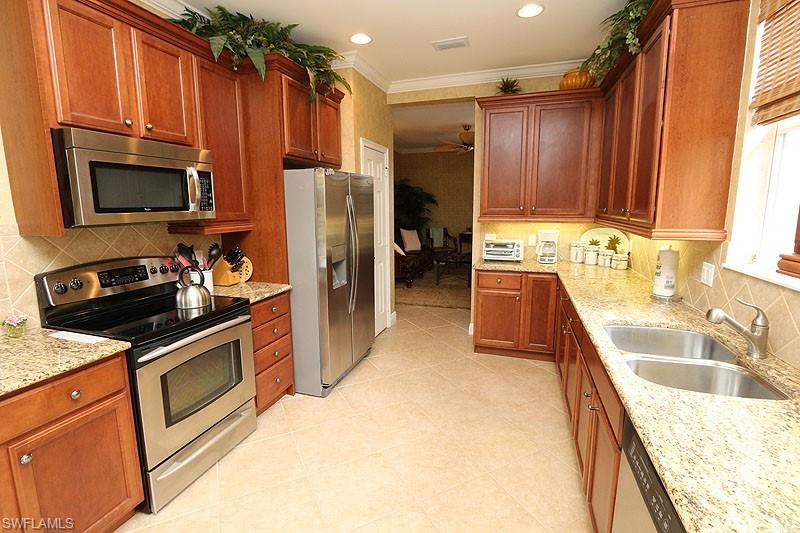 12060 Toscana WAY 201 photo 6