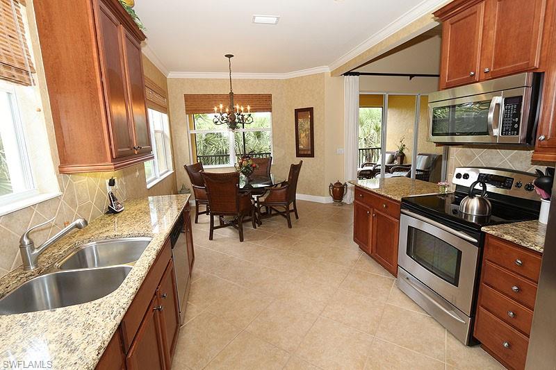 12060 Toscana WAY 201 photo 7